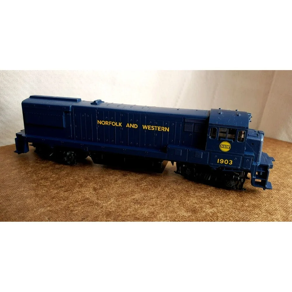Vintage ATHEARN HO Scale GE U28B Diesel LOCOMOTIVE Norfolk & Western #1903 Blue